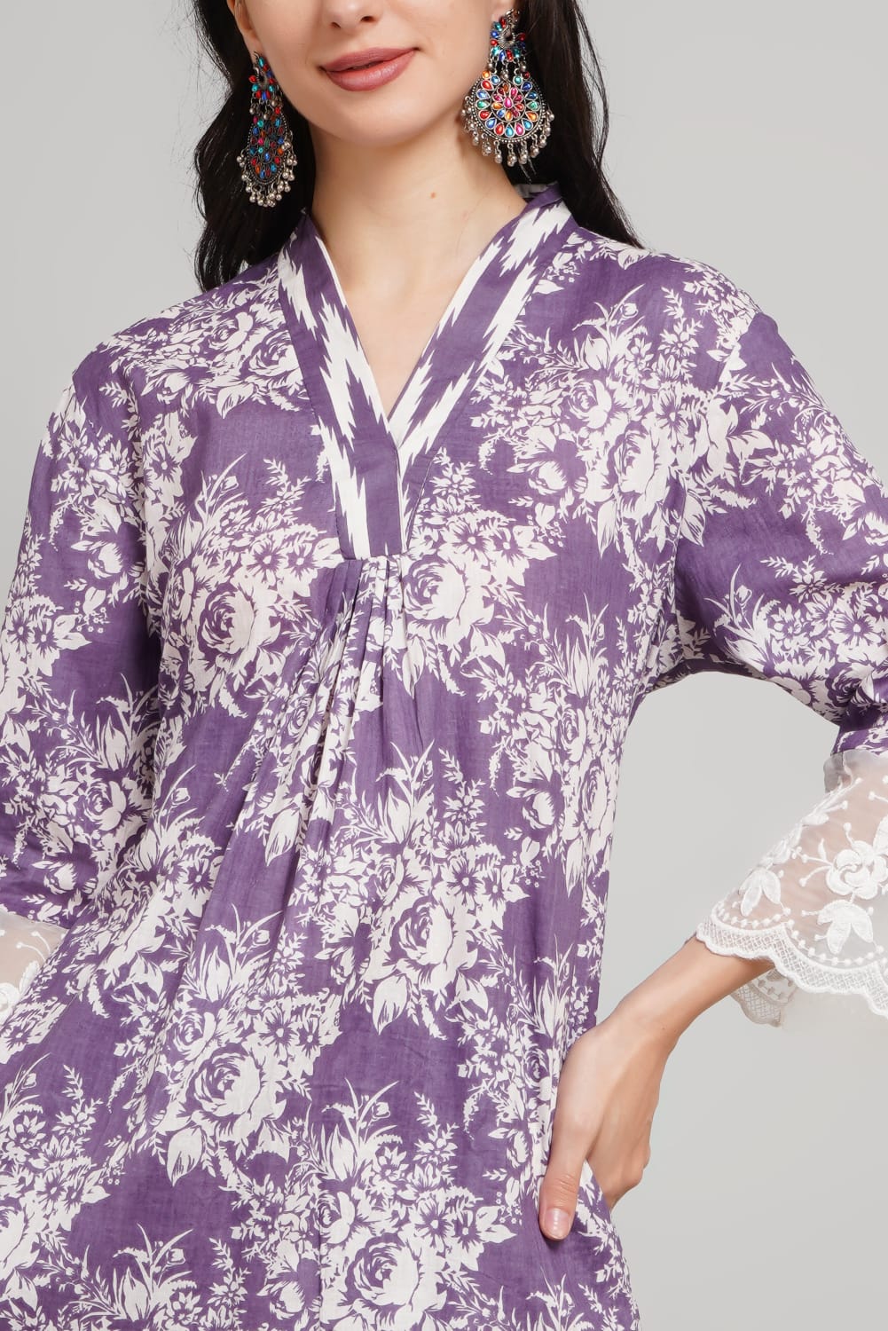 Trendy Cotton Kurti with Palazzo – Festive Purple, V-Neck, Regular Sleeve